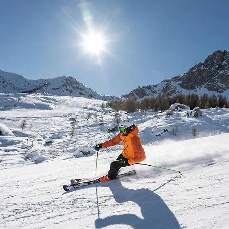 Hameau Pra Roustan By Godille *