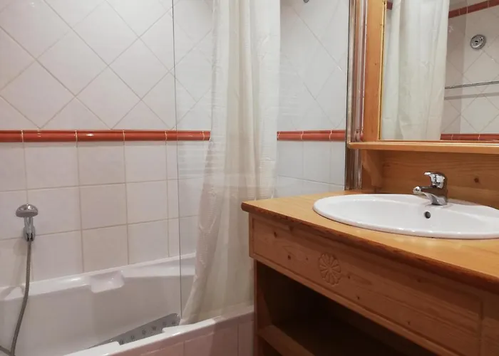 Hameau Pra Roustan By Godille