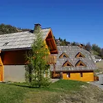 Hameau Pra Roustan By Godille