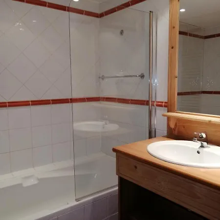 Hameau Pra Roustan By Godille