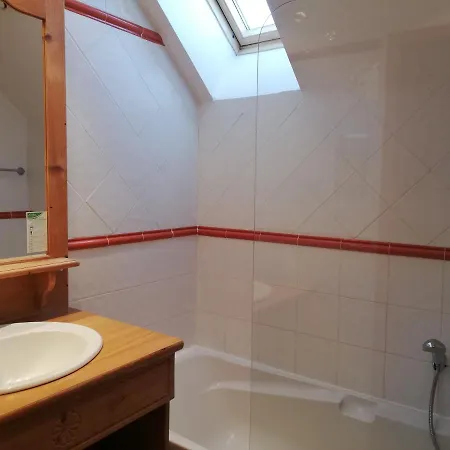 Hameau Pra Roustan By Godille Pra Loup