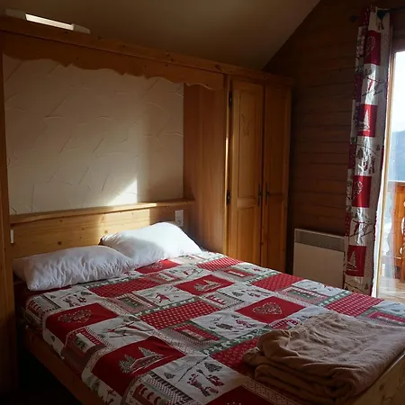Hameau Pra Roustan By Godille *