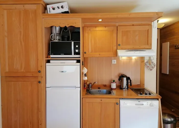 Apartment Hameau Pra Roustan By Godille Pra Loup