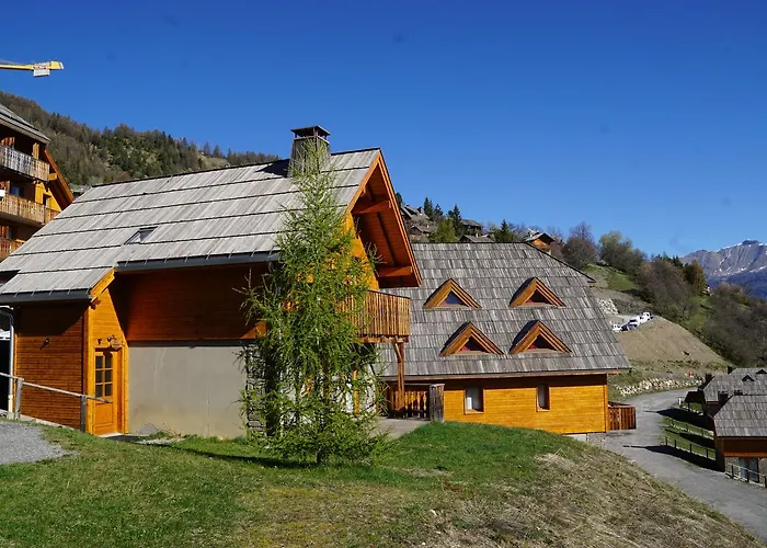 Hameau Pra Roustan By Godille